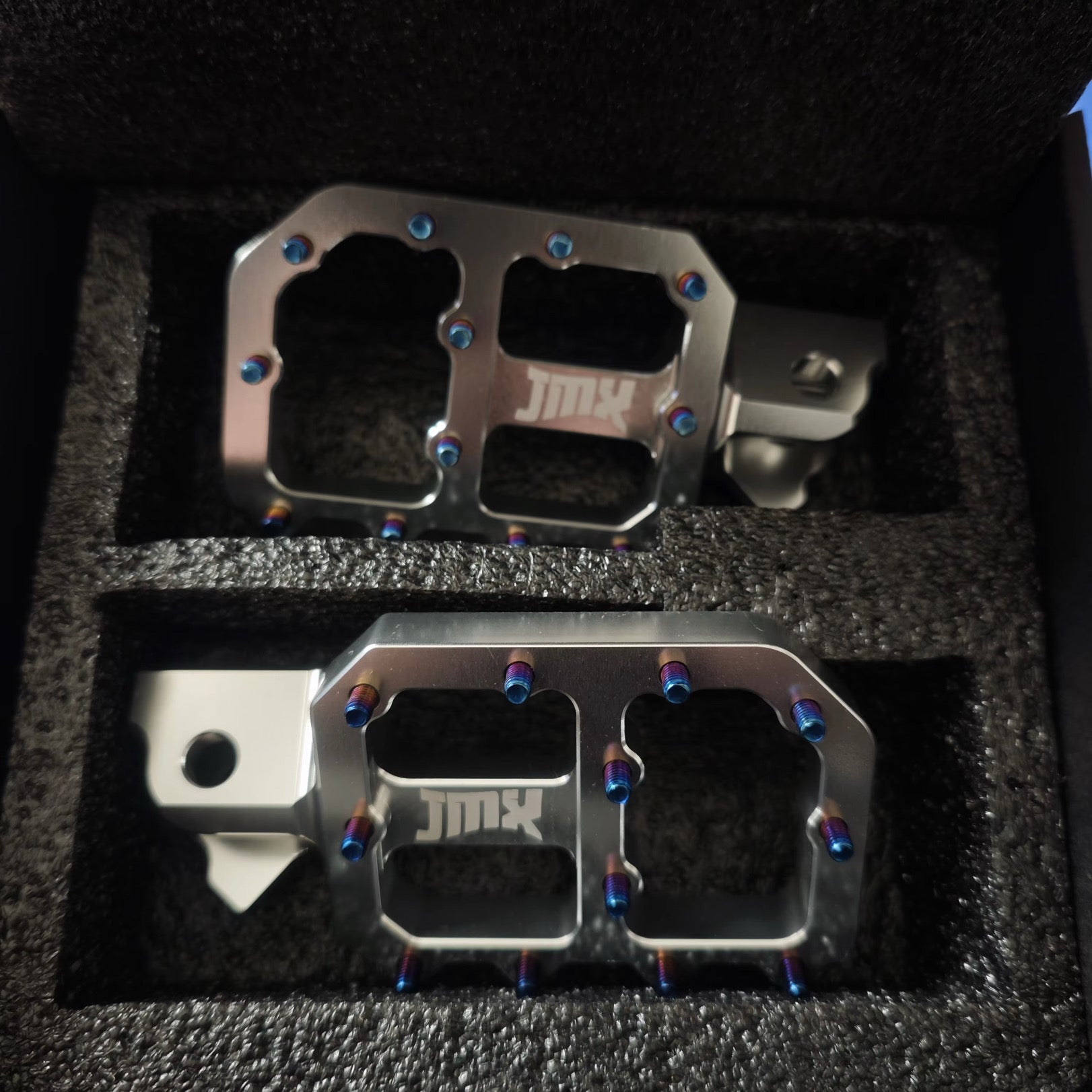 Yozma/tuttio TITANIUM EMOTO PEGS